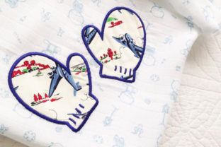 Snow Mittens Applique: A Cozy Corner for Holiday Collections